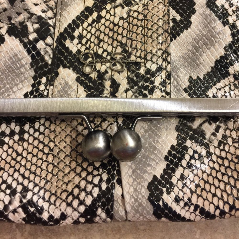•Jessica Simpson• Faux Snakeskin Purse - Picture 2 of 5